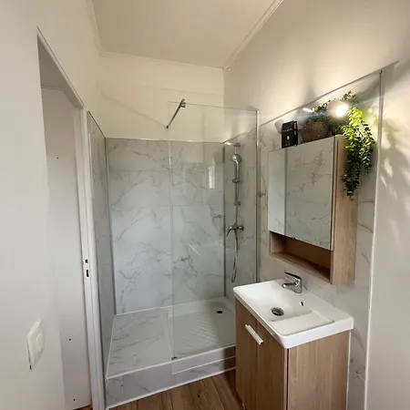 A 5 Min A Pied De La