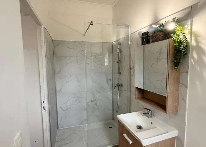 A 5 Min A Pied De La